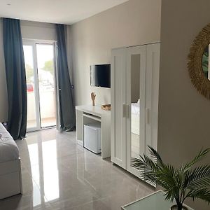 Camera con letto king size